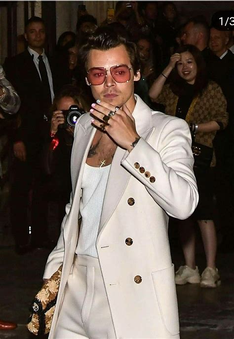 harry styles in gucci suits|harry styles white suit.